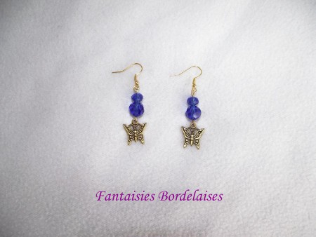 Boucles d'oreilles papillons avec perles bleu marine